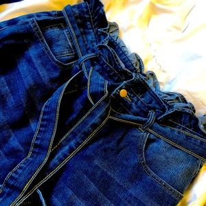 High rise tied jeans